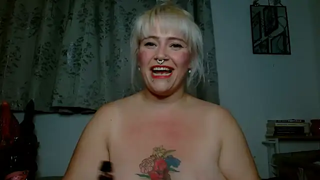 FilthyCuteOlivia online show from November 28, 10:35 pm