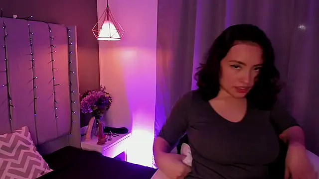 Snapshot of Angelica_Moon21 chatting on September 17, 5:27 am Angelica Moon21 online show from September 17, 5:27 am