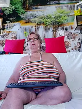 QueenPammy1 online show from September 19, 10:58 am