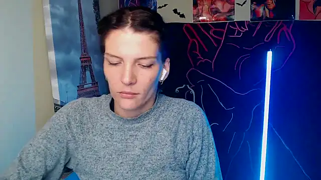 VanessaRey  online show from October 24, 8:43 am