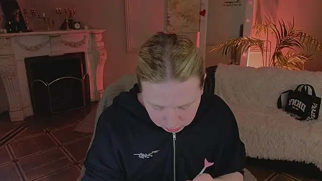 Jes Solar online show from March 5, 10:38 pm