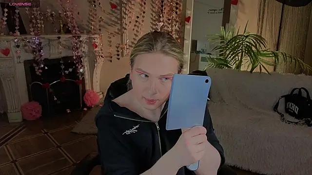 Jes Solar online show from February 25, 10:41 pm