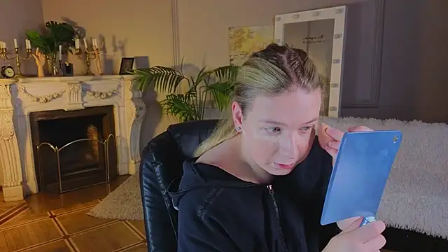 Jes Solar online show from October 6, 12:00 pm