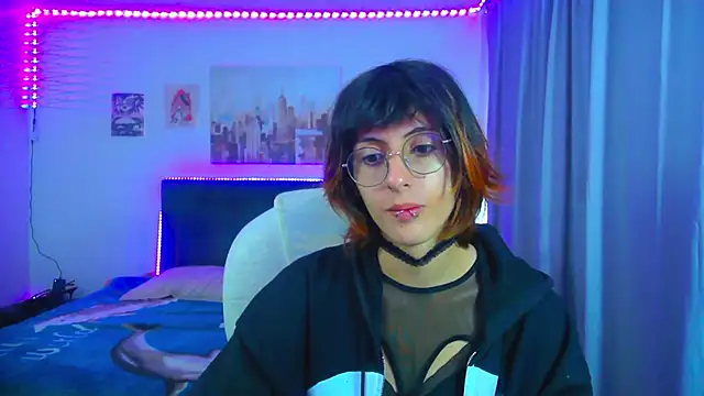 goth minerva online show from May 25, 1:43 pm