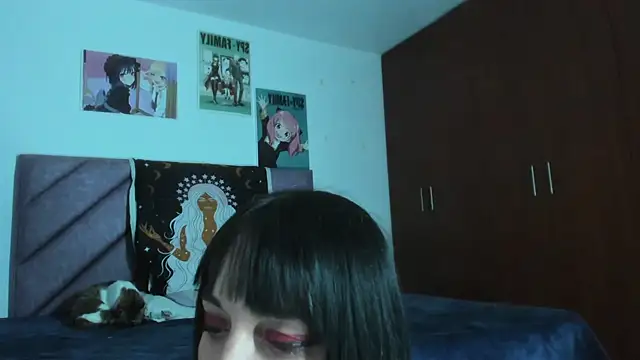 KARINNA  RAVEN online show from November 17, 10:54 pm