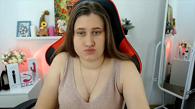Snapshot of Lucky_Lana chatting on October 10, 2:49 am Lucky Lana online show from October 10, 2:49 am