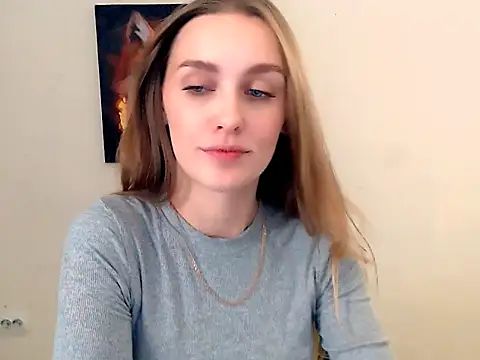 Snapshot of Doll_Angelina chatting on October 17, 6:38 am Doll Angelina online show from October 17, 6:38 am