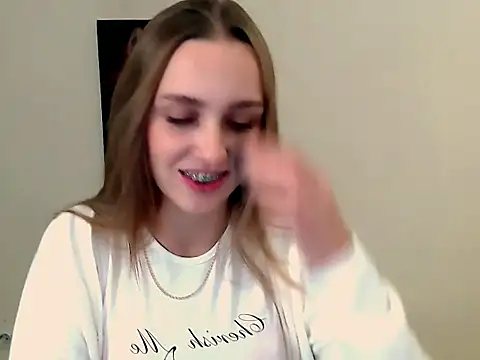 Snapshot of Doll_Angelina chatting on October 16, 6:27 am Doll Angelina online show from October 16, 6:27 am