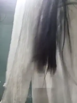 Eshwari Chopra online show from March 17, 10:30 am