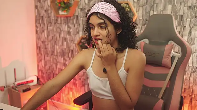 bonniie 98  online show from February 16, 7:36 pm