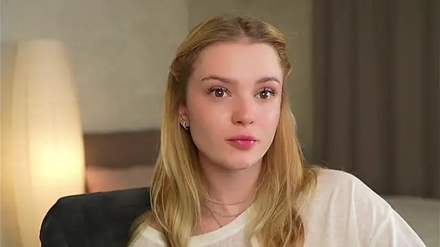 Cyberheart  online show from November 15, 4:52 pm