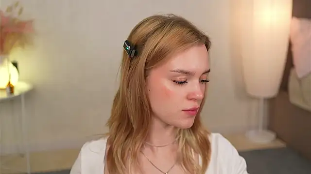 Cyberheart  online show from October 5, 3:17 pm