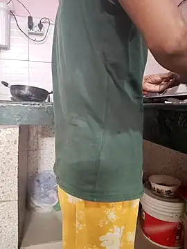 Desi Bhabi 01 online show from November 8, 4:50 am