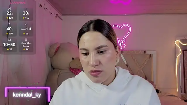 saaya tay online show from April 17, 3:19 am