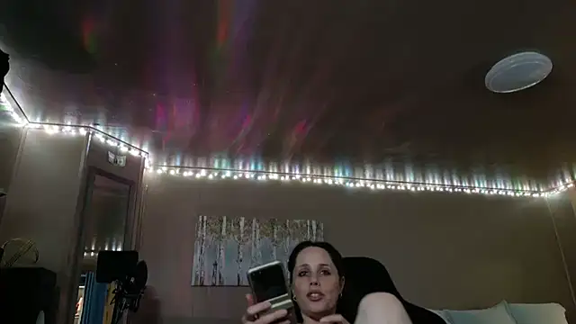 mavismable online show from June 4, 3:12 am