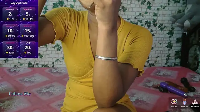 Snapshot of Trishna_love chatting on September 20, 2:43 am Trishna love online show from September 20, 2:43 am