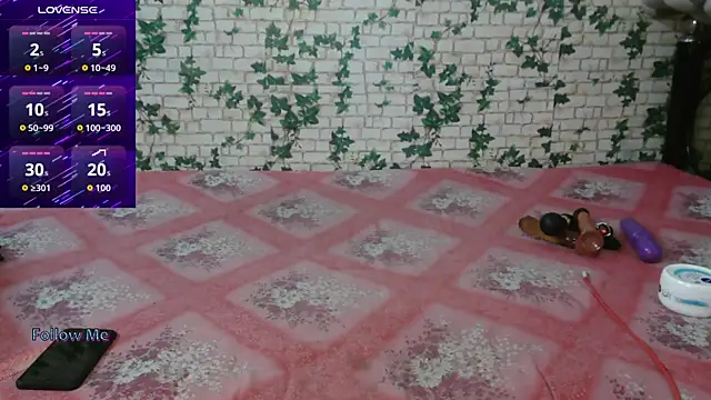 Snapshot of Trishna_love chatting on September 23, 3:26 am Trishna love online show from September 23, 3:26 am
