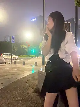 AiBanana online show from November 5, 1:27 pm