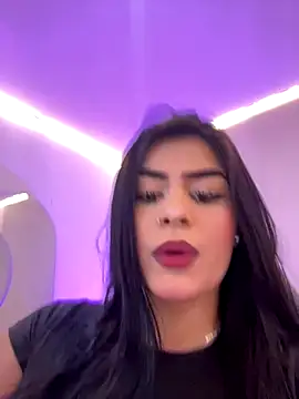 Snapshot of Kariina__69 chatting on October 4, 3:23 am Kariina 69 online show from October 4, 3:23 am