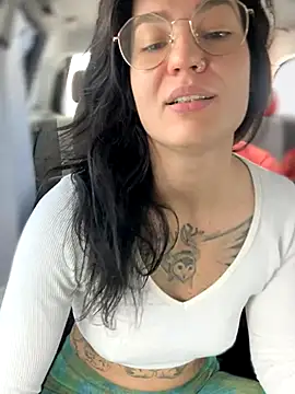 MeekyRich online show from November 6, 4:40 am