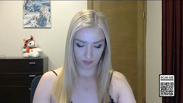 Wild Silk Desire online show from December 14, 8:03 pm