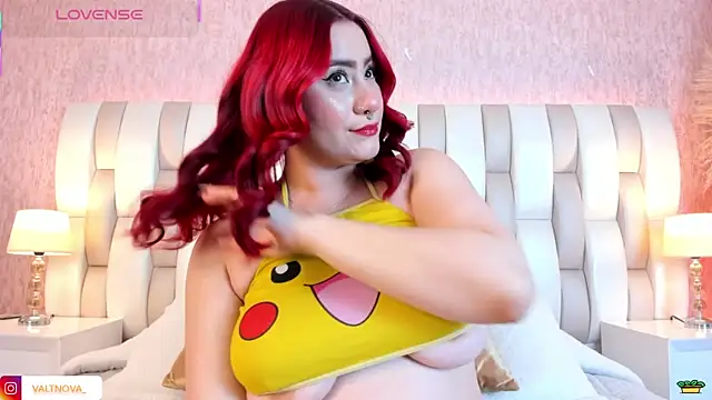 valt  online show from October 15, 9:06 pm