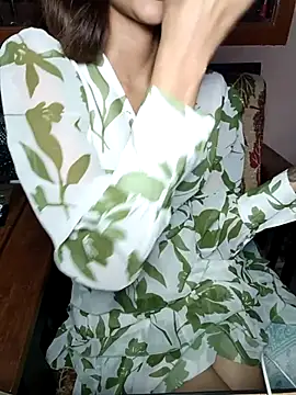 Snapshot of Isha_Sax chatting on October 4, 5:39 pm Isha Sax online show from October 4, 5:39 pm