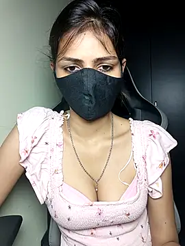 Snapshot of Isha_Sax chatting on September 20, 5:39 am Isha Sax online show from September 20, 5:39 am