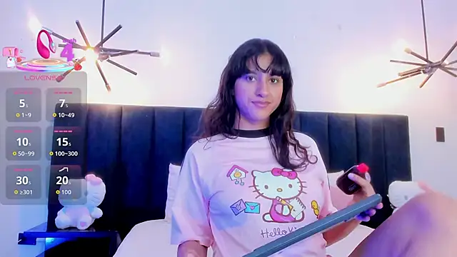 niia7 online show from September 26, 7:44 pm