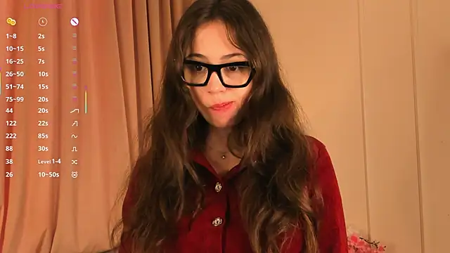 Snapshot of JulianaChapel chatting on September 13, 8:33 am JulianaChapel online show from September 13, 8:33 am