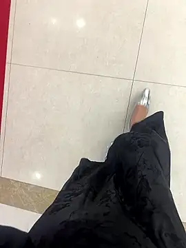 xiaoyuan01 online show from May 30, 2:42 am