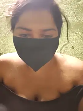 Liyaa 24 online show from February 16, 5:46 pm