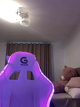 LunaBex online show from September 29, 6:07 am