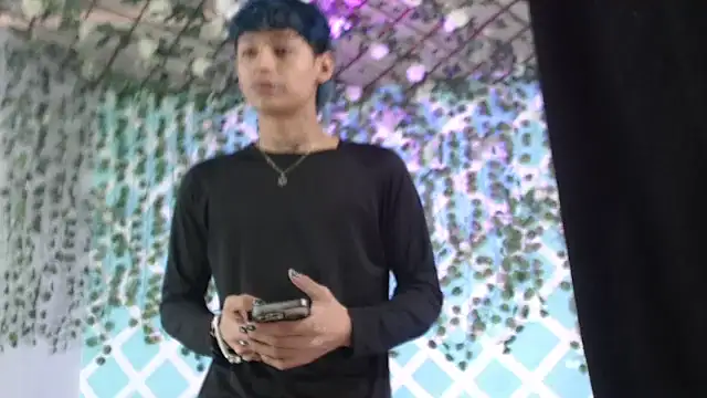 Snapshot of Bastian_boyshot77 chatting on September 8, 2:16 pm Bastian boyshot77 online show from September 8, 2:16 pm