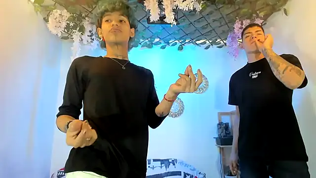 Snapshot of Bastian_boyshot77 chatting on October 25, 2:57 pm Bastian boyshot77 online show from October 25, 2:57 pm