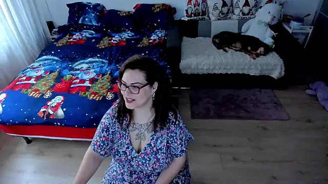 Squirt Kimm online show from December 3, 1:13 pm