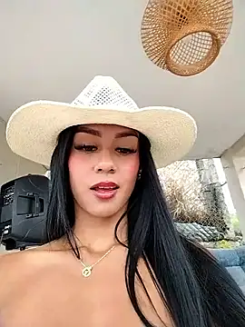 Snapshot of Juliana_Xander chatting on September 17, 3:21 pm Juliana Xander online show from September 17, 3:21 pm