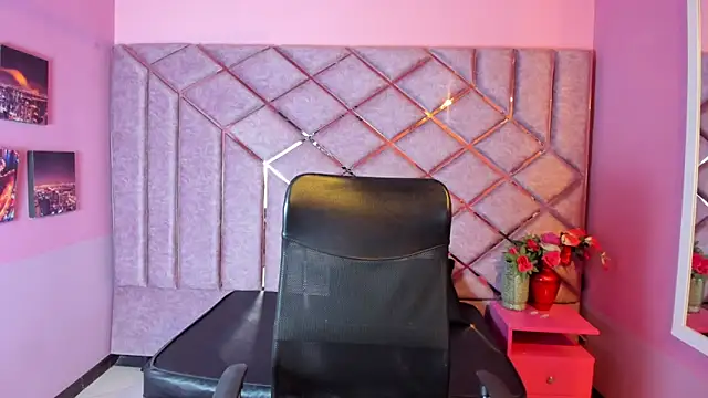 Pamela Squirtt online show from April 12, 1:36 pm