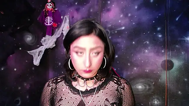 Snapshot of CristaldelLeon_s chatting on October 10, 8:14 pm CristaldelLeon s online show from October 10, 8:14 pm