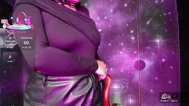 Snapshot of CristaldelLeon_s chatting on October 2, 8:25 pm CristaldelLeon s online show from October 2, 8:25 pm