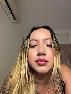 Becca Johnson u online show from November 26, 3:40 am