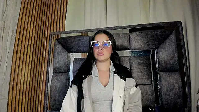 Cherry  Hot online show from November 24, 4:14 am