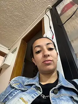 SALOME KORLAND online show from October 30, 12:50 pm