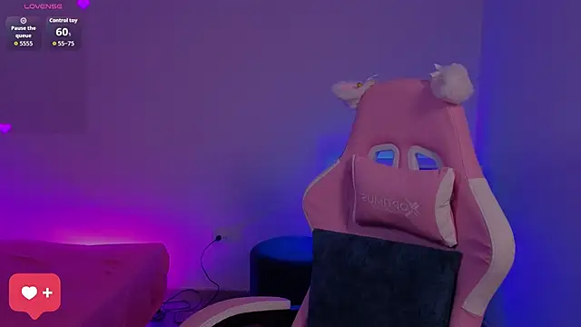 Gaby  Howards online show from March 25, 7:06 pm