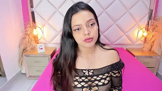 Lucianaa Collins online show from September 9, 1:44 pm