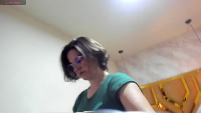 Snapshot of Luciifeer_ chatting on October 1, 6:46 pm Luciifeer online show from October 1, 6:46 pm