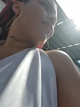 Yessica Lopezz online show from November 1, 2:21 pm