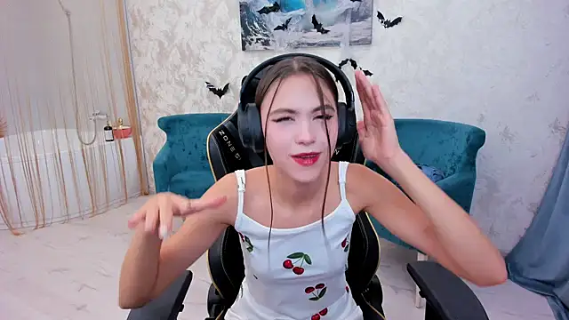 EllaCurtis online show from November 5, 2:50 am