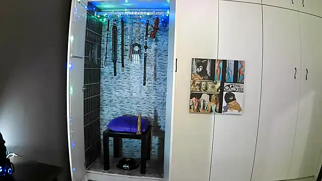 BaDSubMiss online show from October 17, 4:27 am