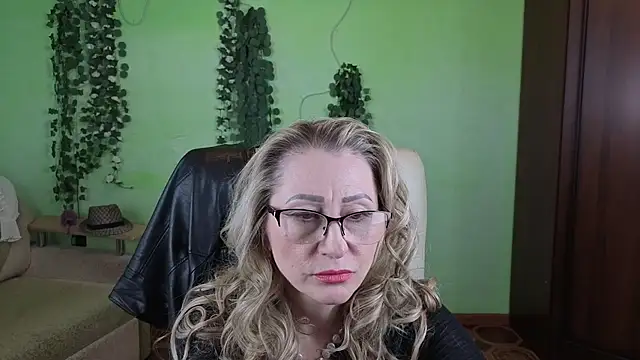 Habibi Honeyy online show from February 5, 12:19 pm